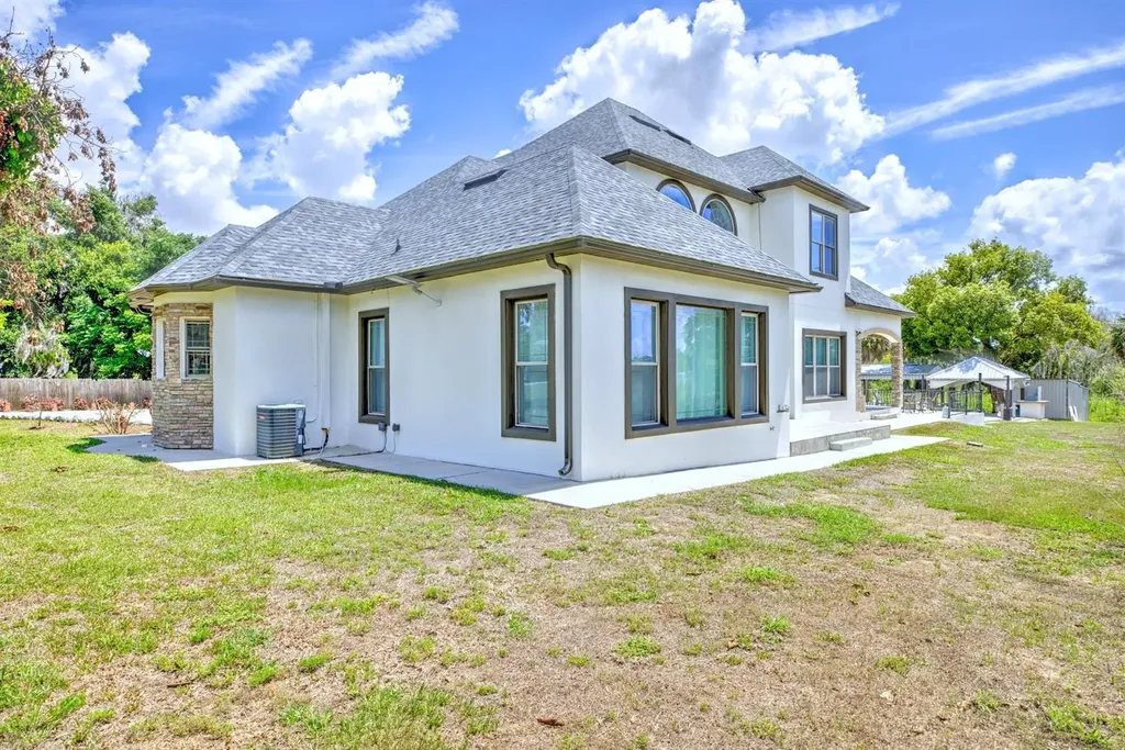 91 Woodland Drive Haines City FL 33844
