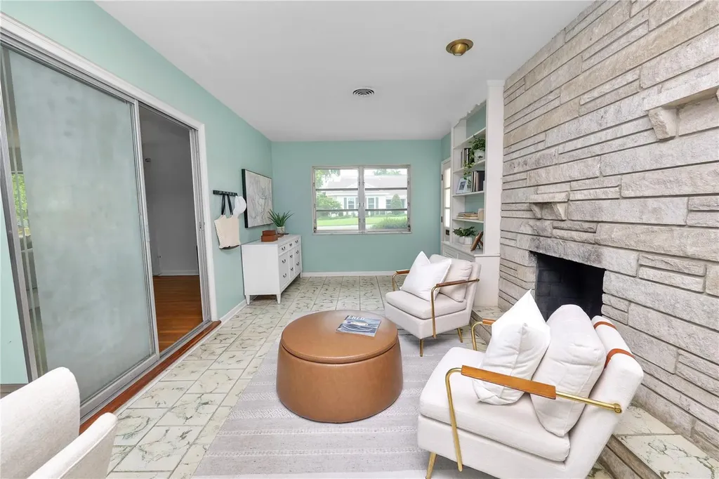 2215 Woodbine Avenue Lakeland FL 33803