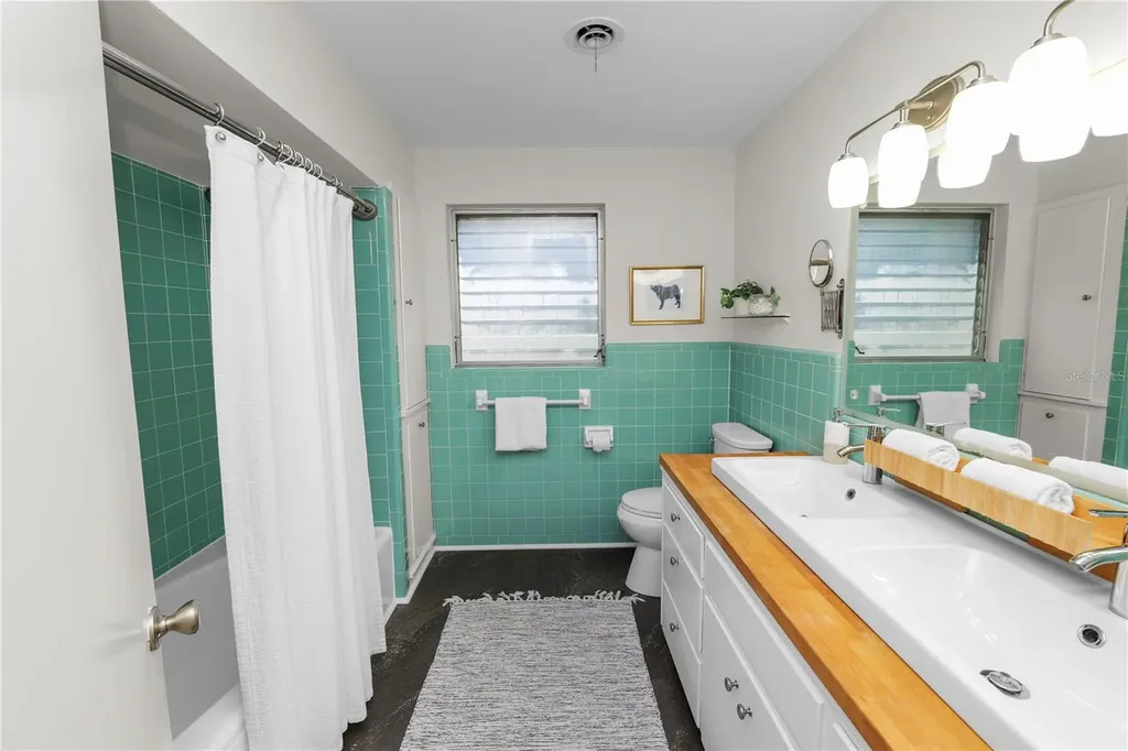 2215 Woodbine Avenue Lakeland FL 33803