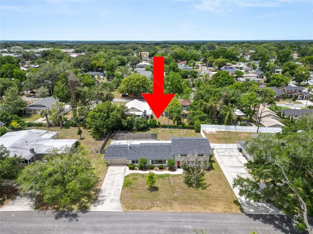 2215 Woodbine Avenue Lakeland FL 33803