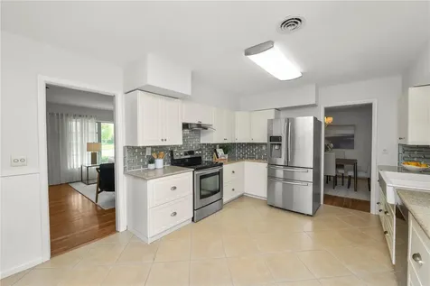 2215 Woodbine Avenue Lakeland FL 33803