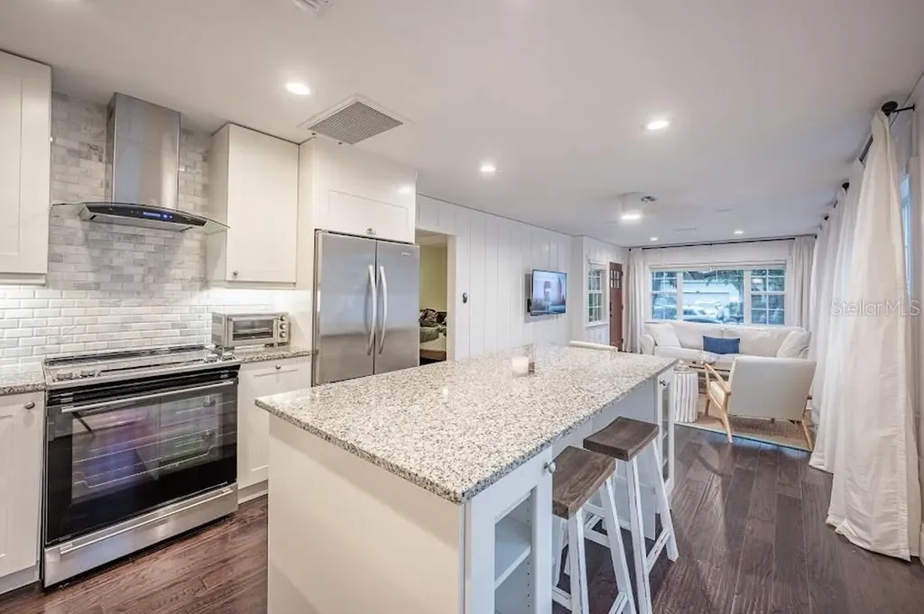1837 Worrington Street Sarasota FL 34231