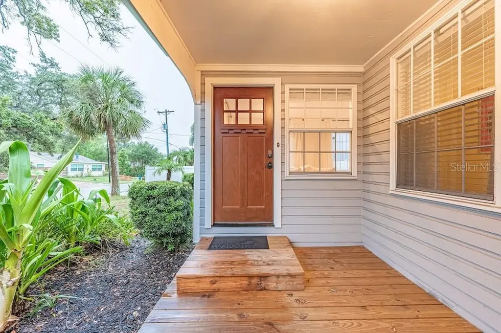 1837 Worrington Street Sarasota FL 34231