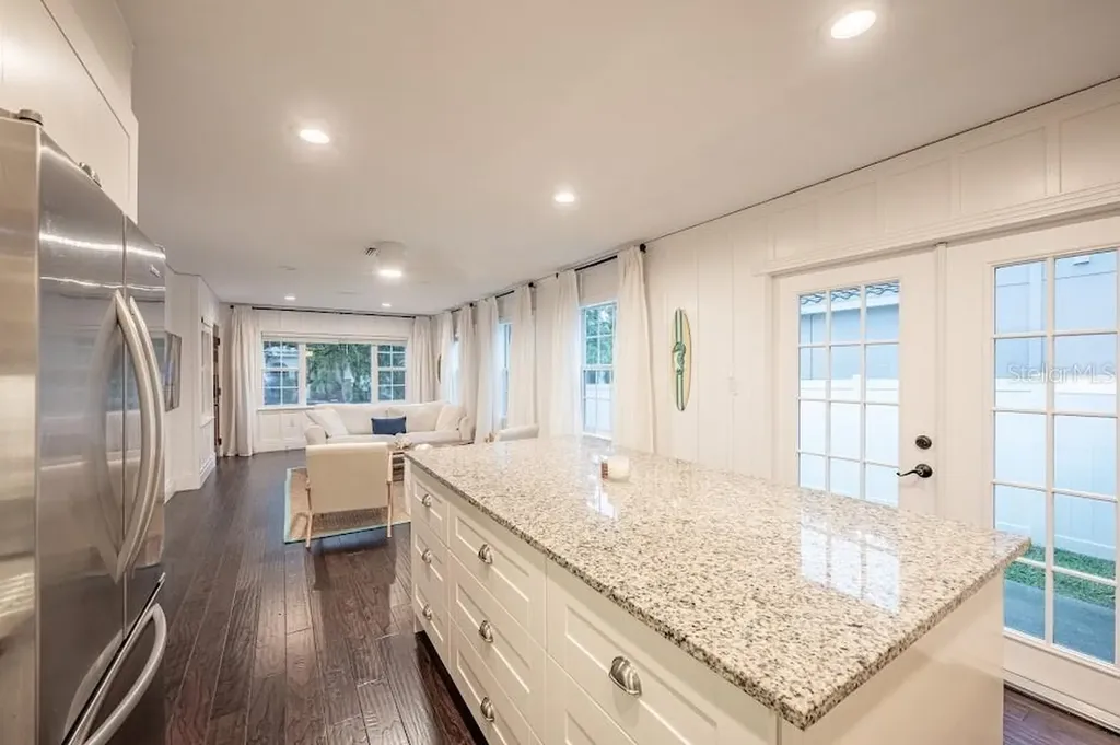 1837 Worrington Street Sarasota FL 34231