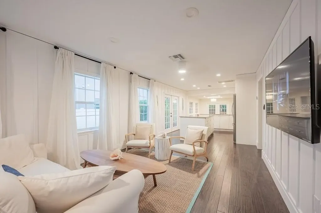 1837 Worrington Street Sarasota FL 34231