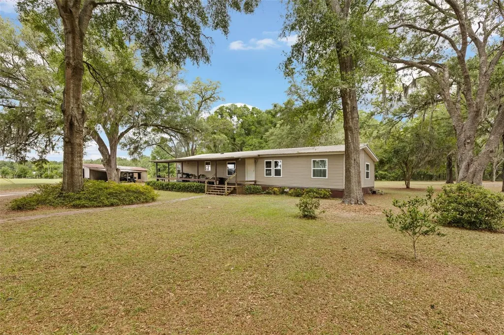 6689 SE 55th Street Trenton FL 32693
