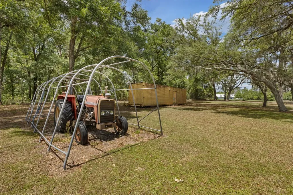 6689 SE 55th Street Trenton FL 32693