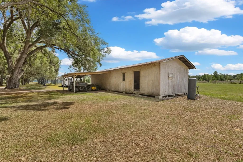 6689 SE 55th Street Trenton FL 32693
