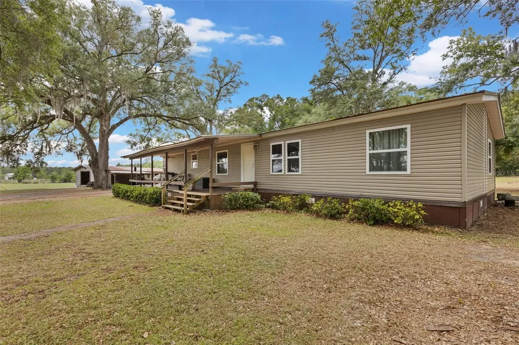 6689 SE 55th Street Trenton FL 32693