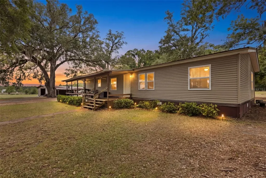 6689 SE 55th Street Trenton FL 32693