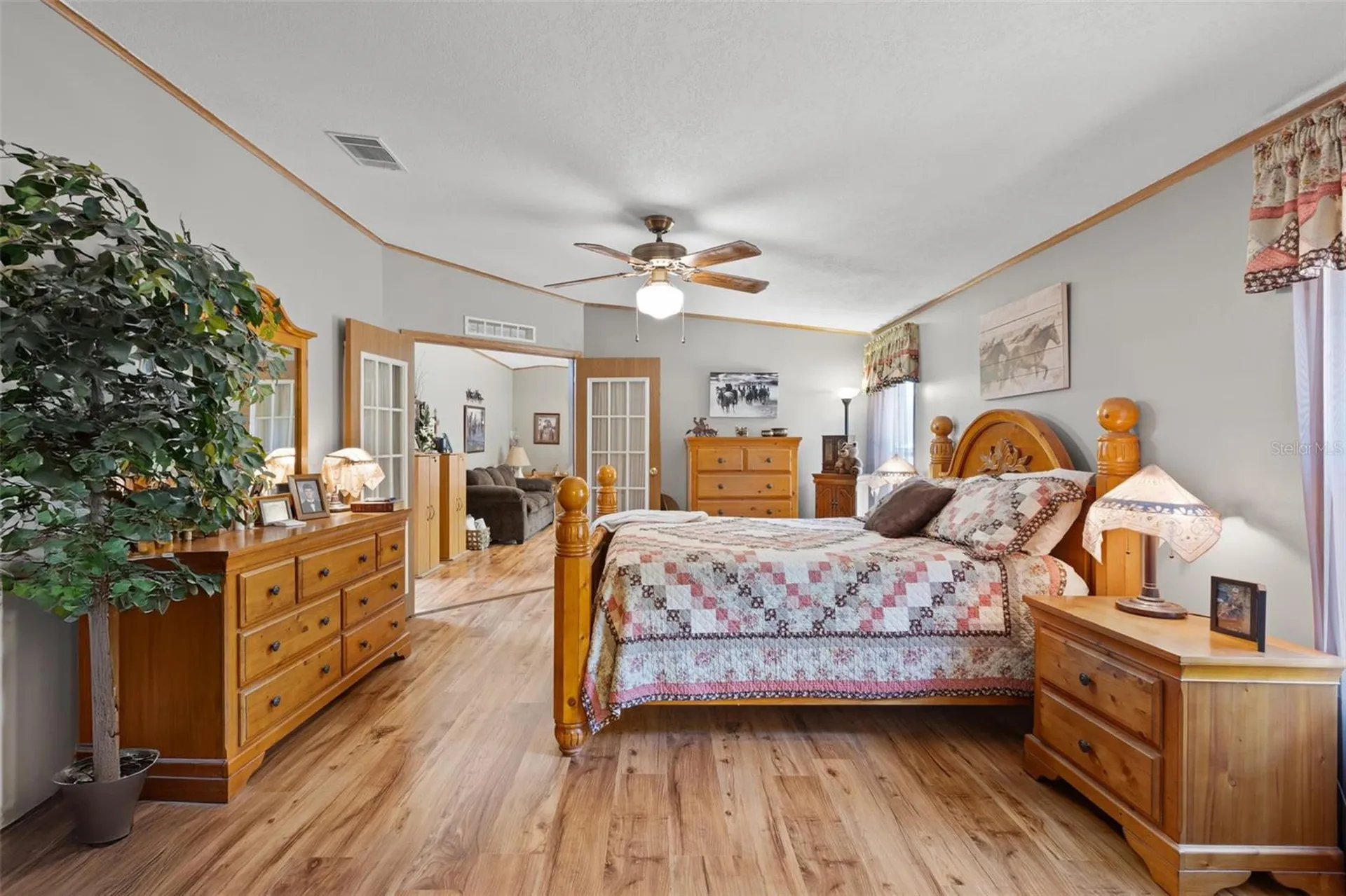 6689 SE 55th Street Trenton FL 32693