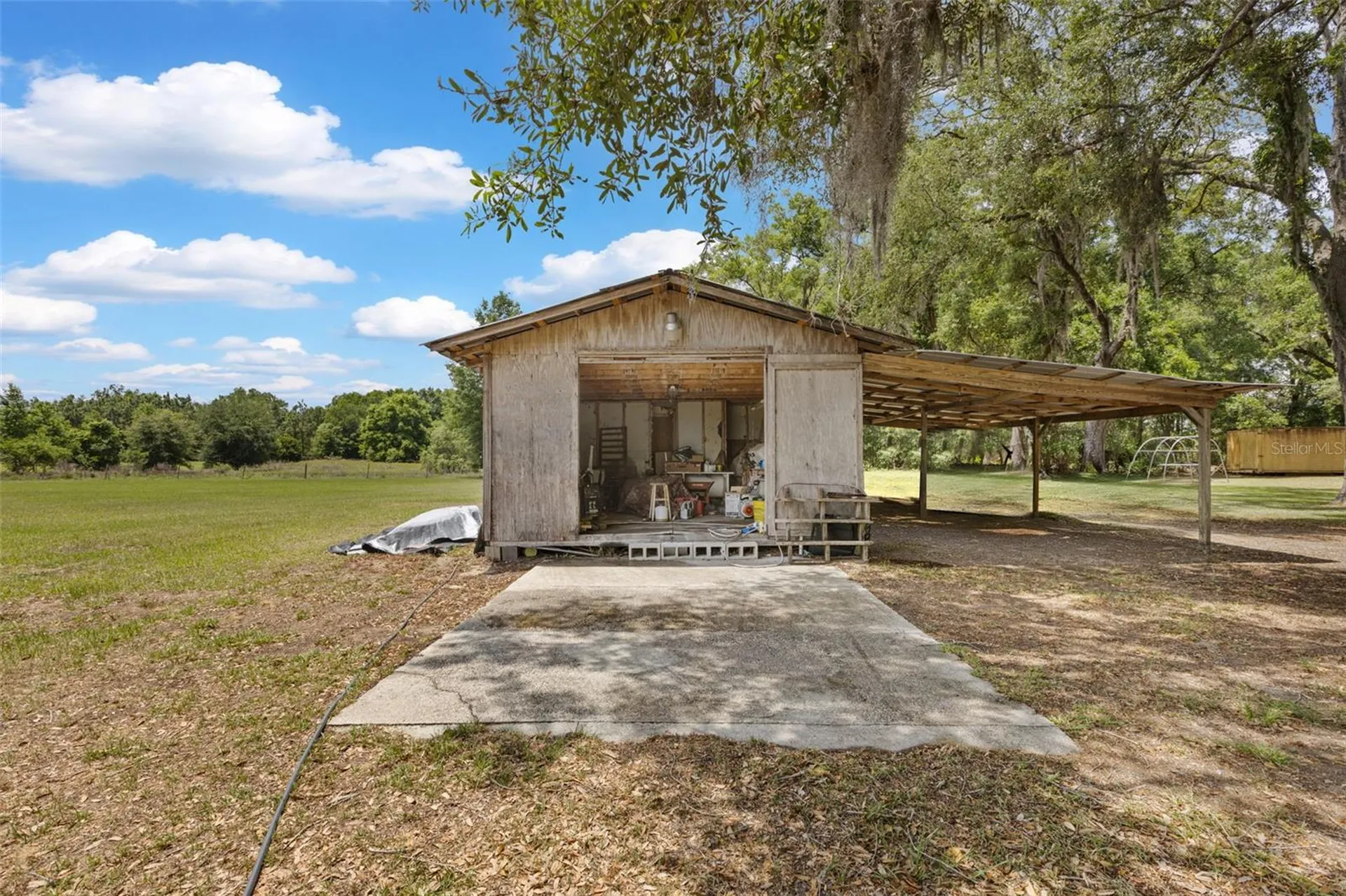 6689 SE 55th Street Trenton FL 32693