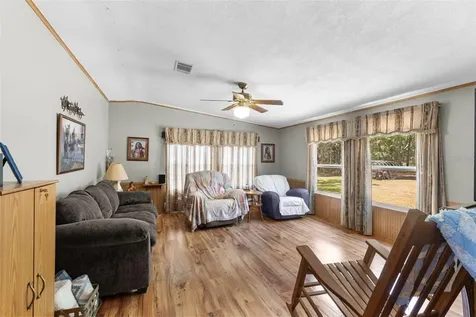 6689 SE 55th Street Trenton FL 32693