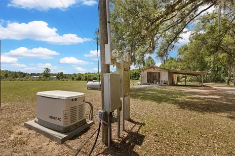 6689 SE 55th Street Trenton FL 32693