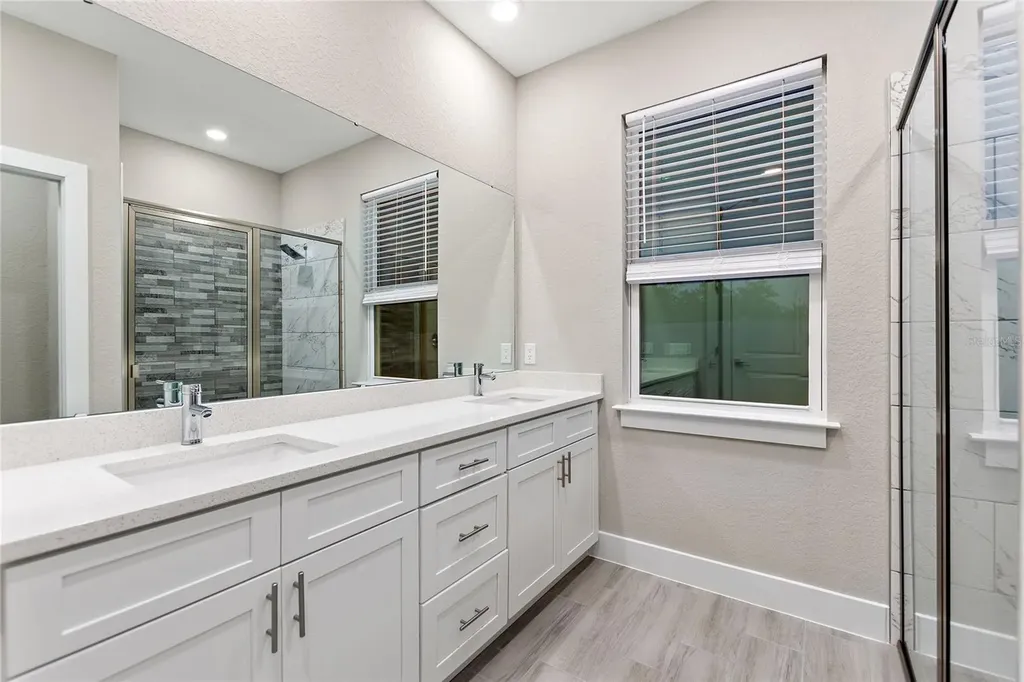 330 Royal Palm Way Winter Haven FL 33881