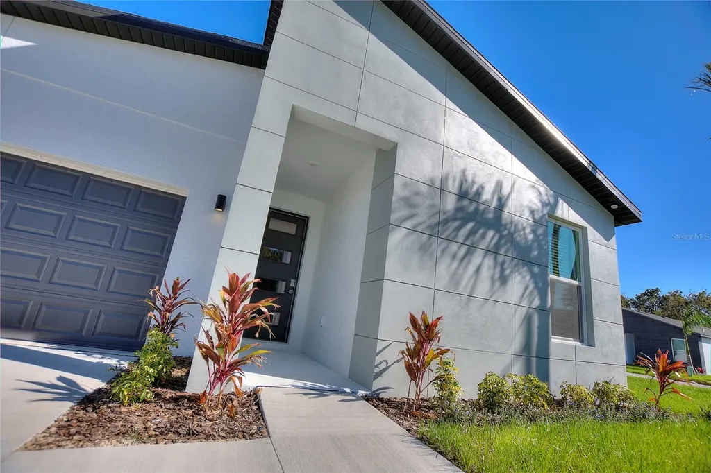330 Royal Palm Way Winter Haven FL 33881