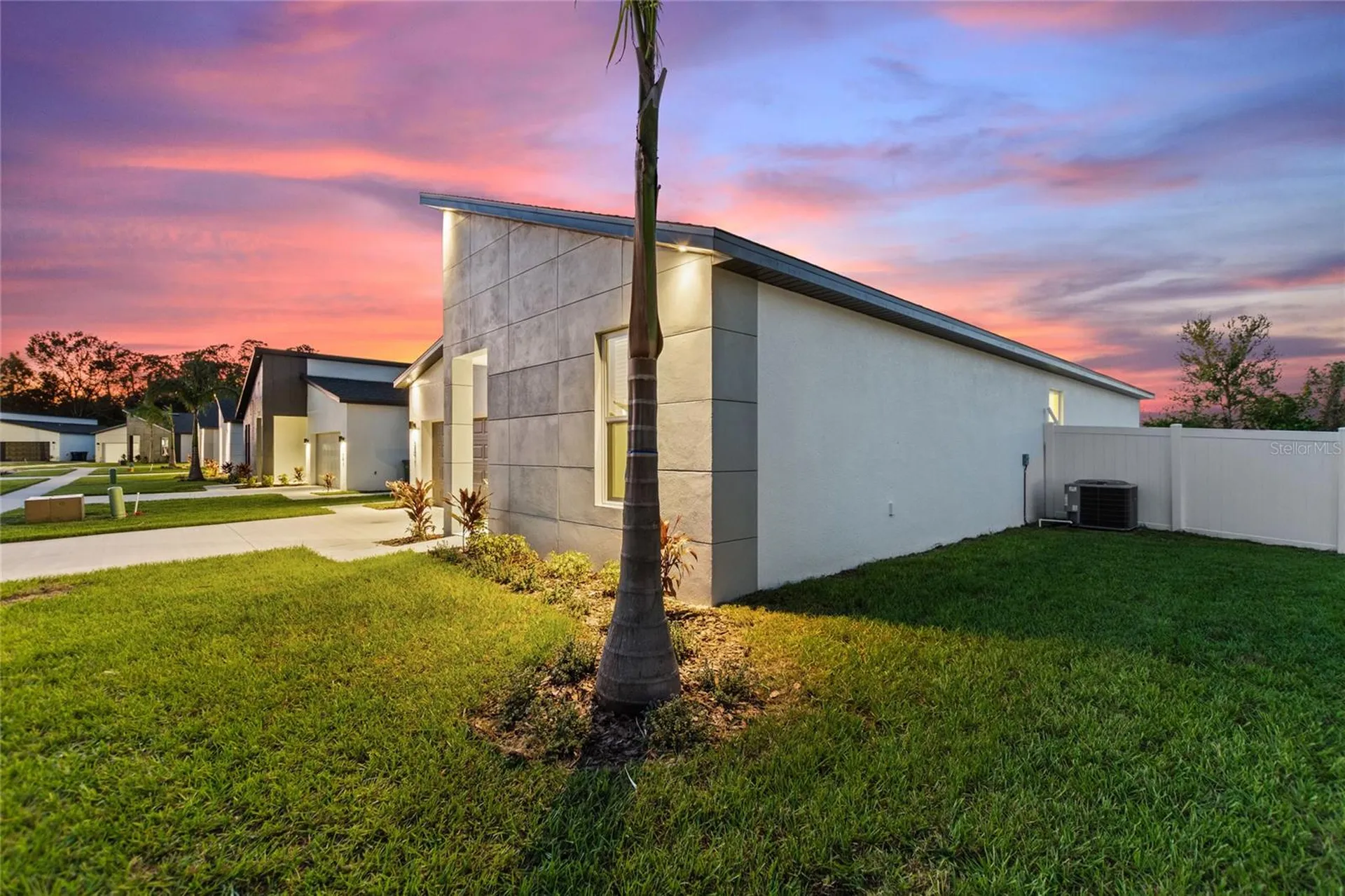 330 Royal Palm Way Winter Haven FL 33881