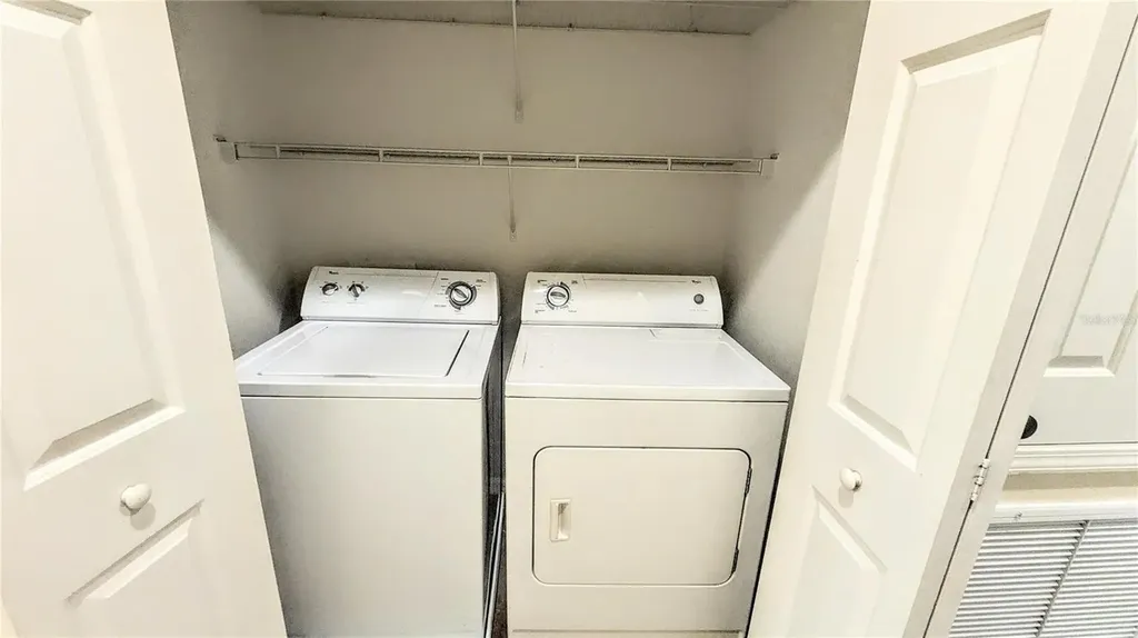 3711 Parkridge Circle Sarasota FL 34243