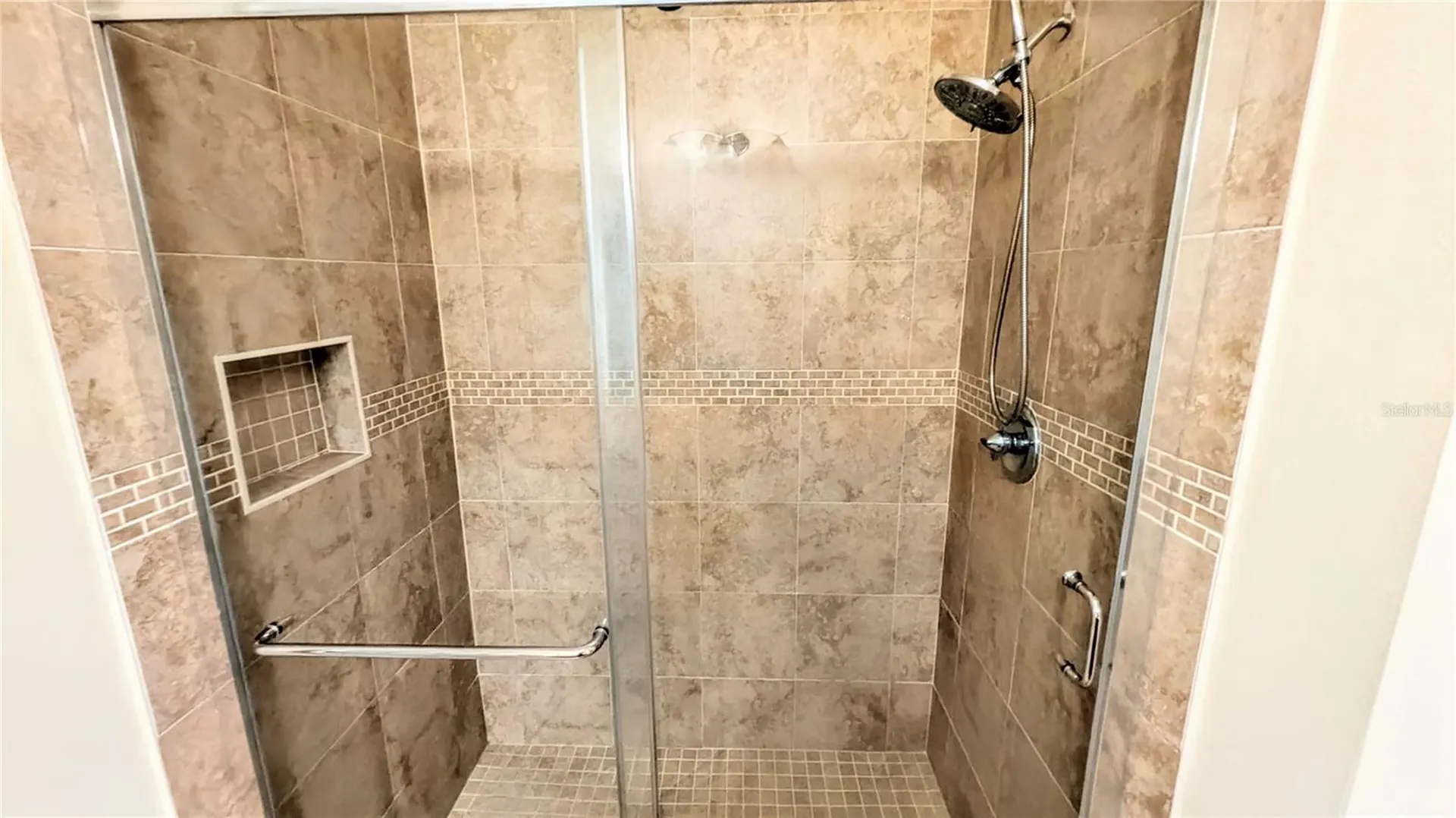 3711 Parkridge Circle Sarasota FL 34243