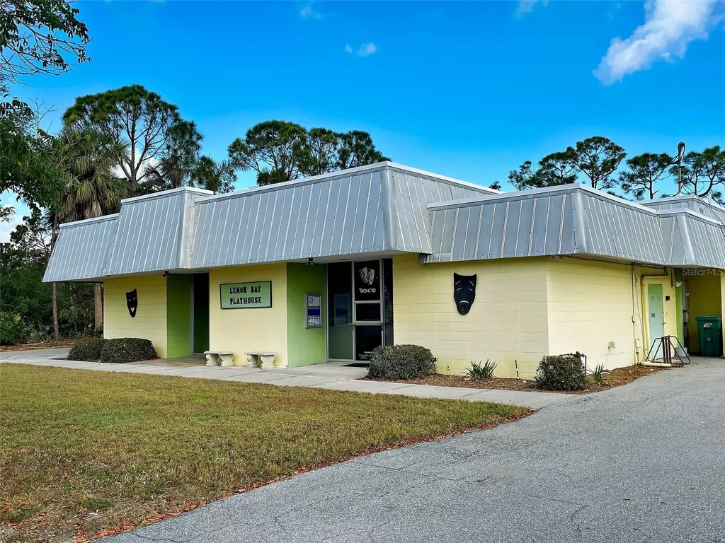1475 Flamingo Drive Englewood FL 34224