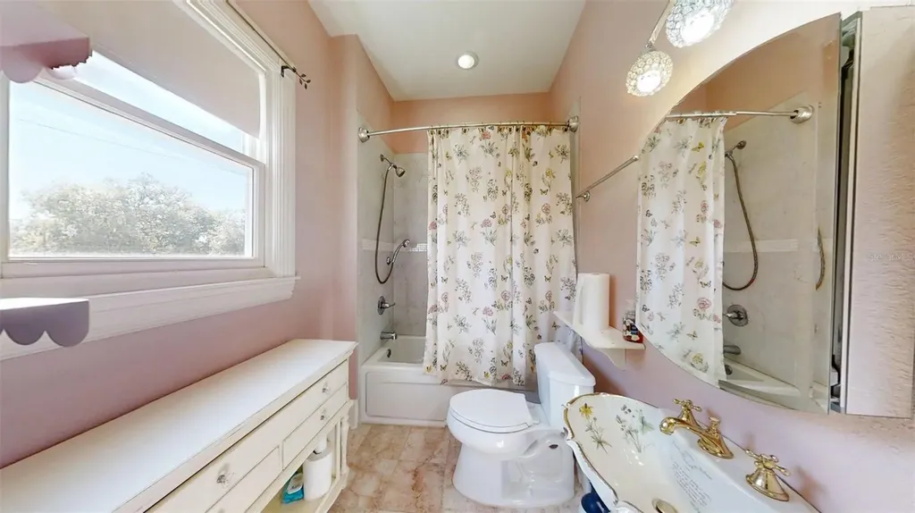 805 E Fort King Street Ocala FL 34471