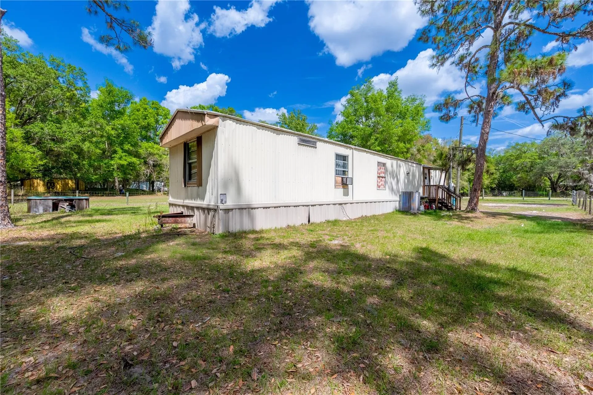 8589 SE 66th Avenue Trenton FL 32693