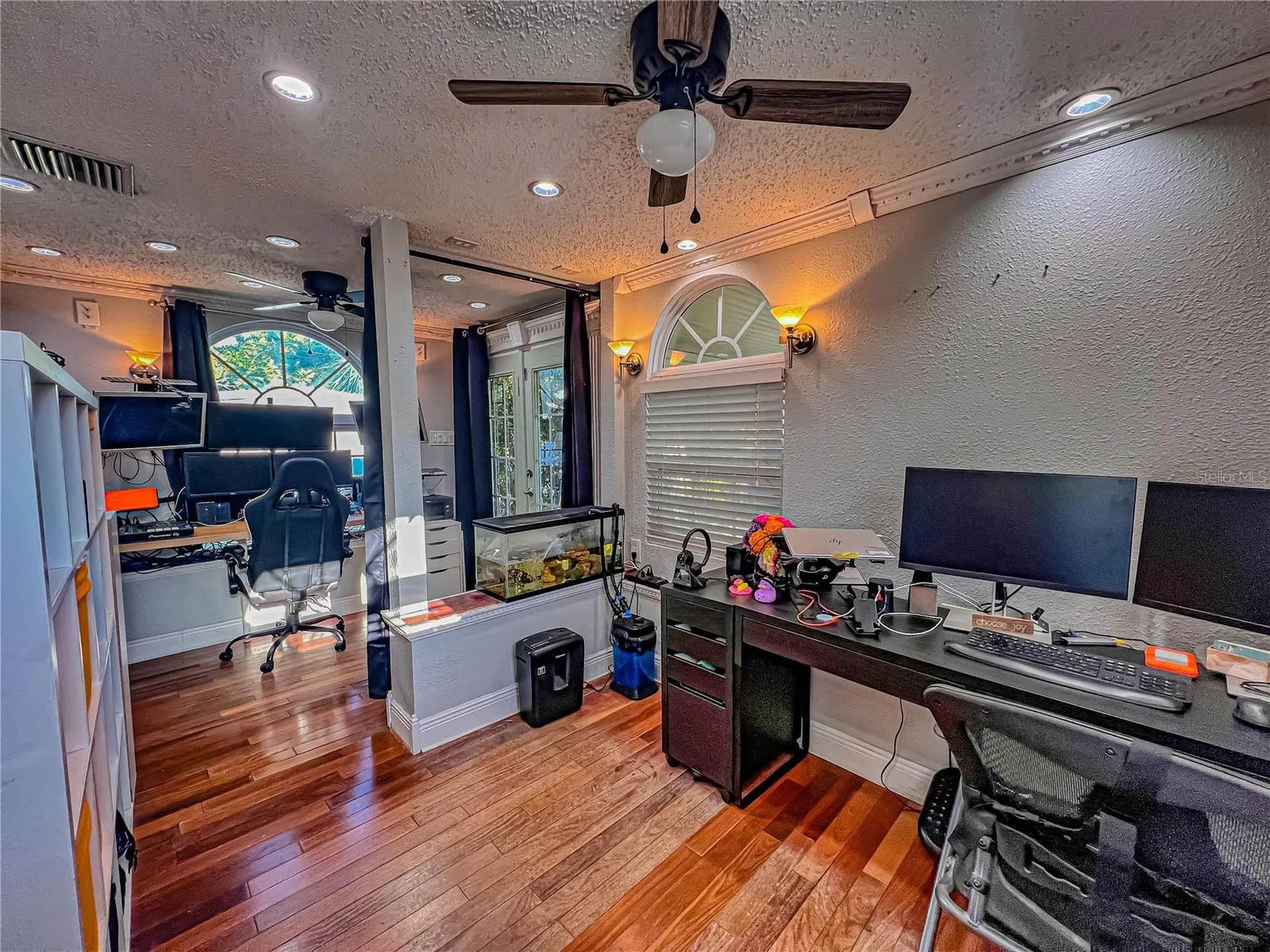 772 71st Avenue N St Petersburg FL 33702
