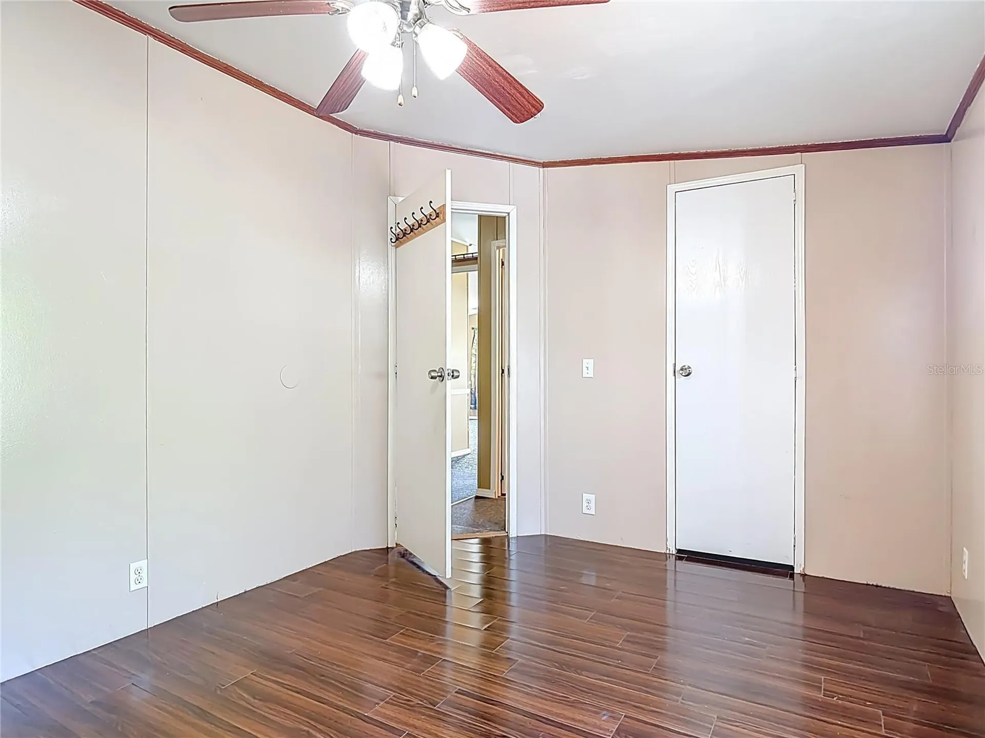 45750 Pine Street Paisley FL 32767