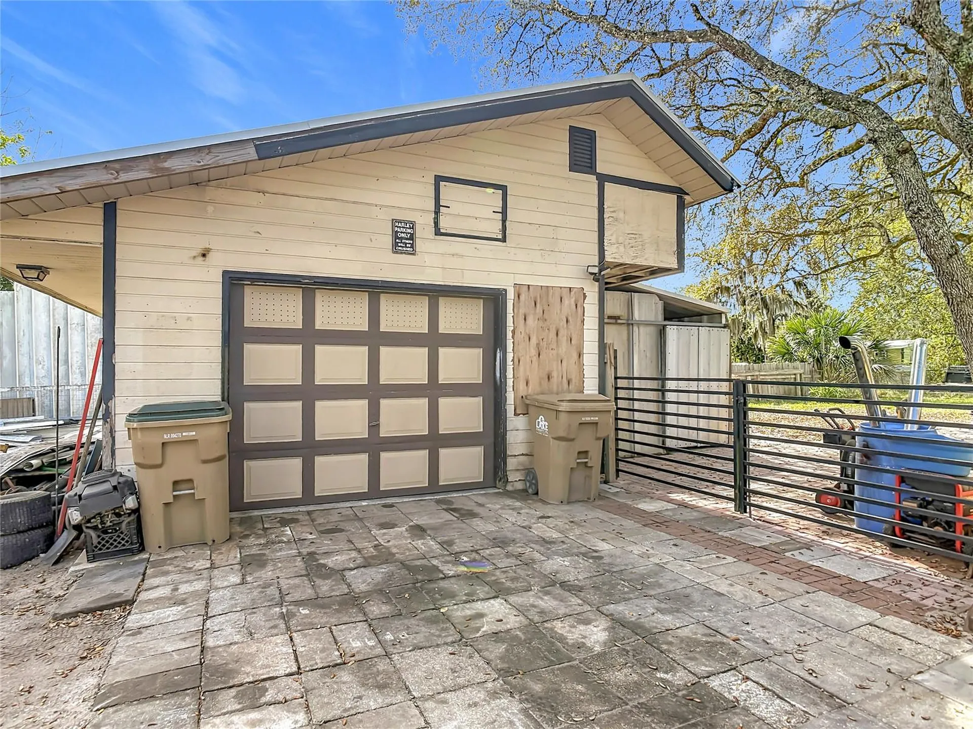 45750 Pine Street Paisley FL 32767