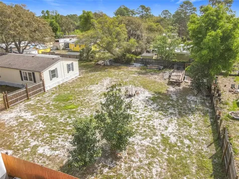 45750 Pine Street Paisley FL 32767