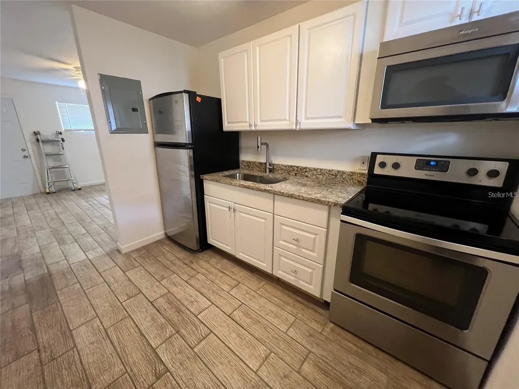 611 Avenue S NE Winter Haven FL 33881