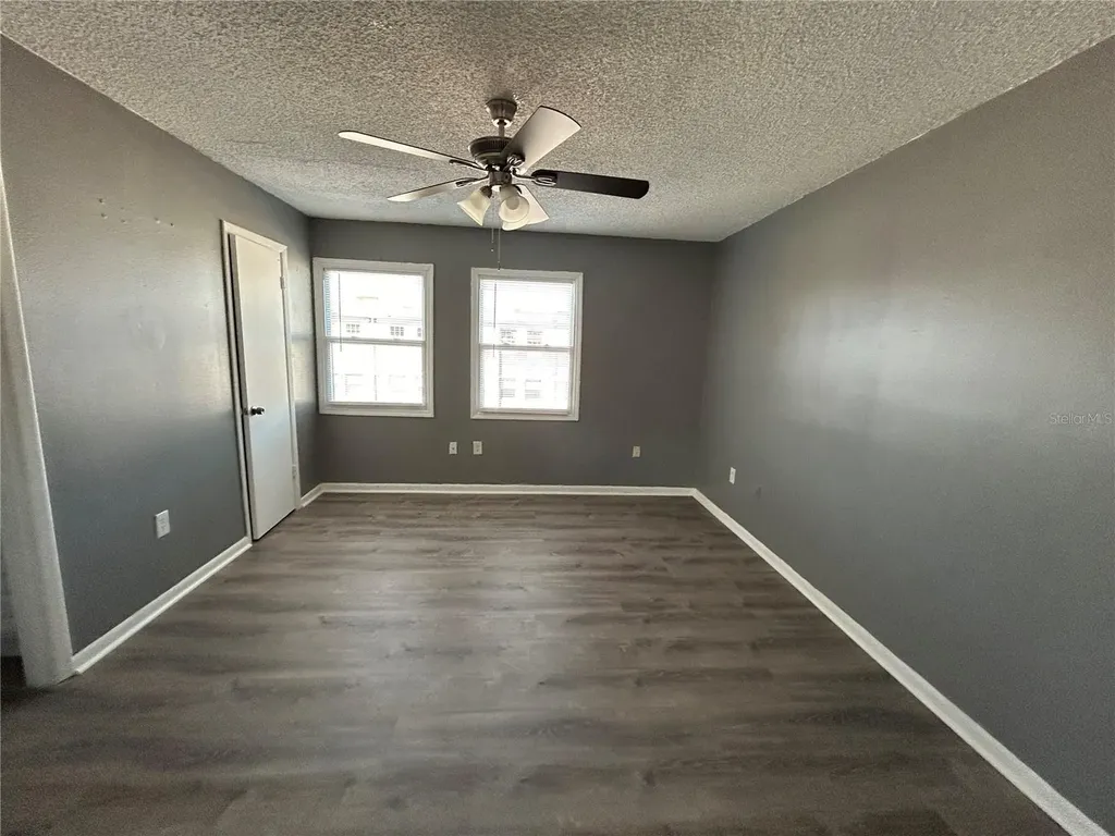 2779 L B Mcleod Road Orlando FL 32805