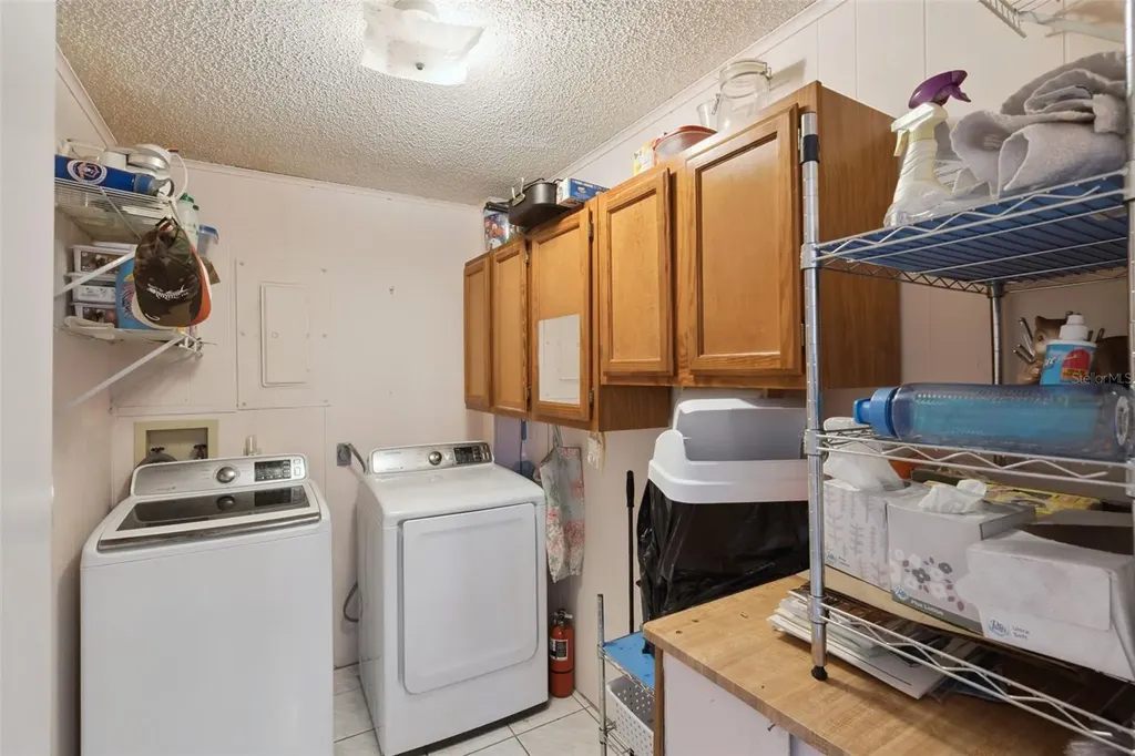 17530 County Road 455 Montverde FL 34756