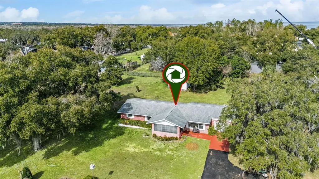 17530 County Road 455 Montverde FL 34756