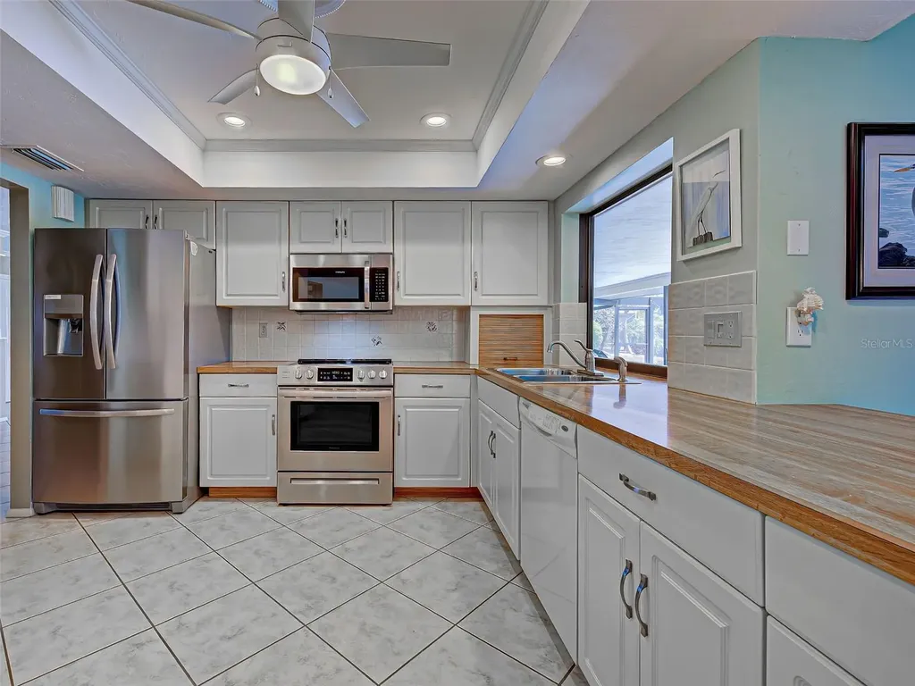 1934 Pebble Beach Court Venice FL 34293