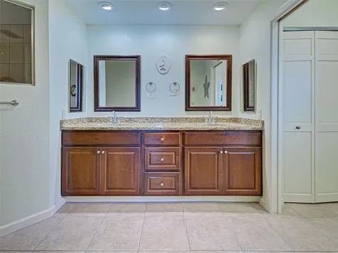 1934 Pebble Beach Court Venice FL 34293