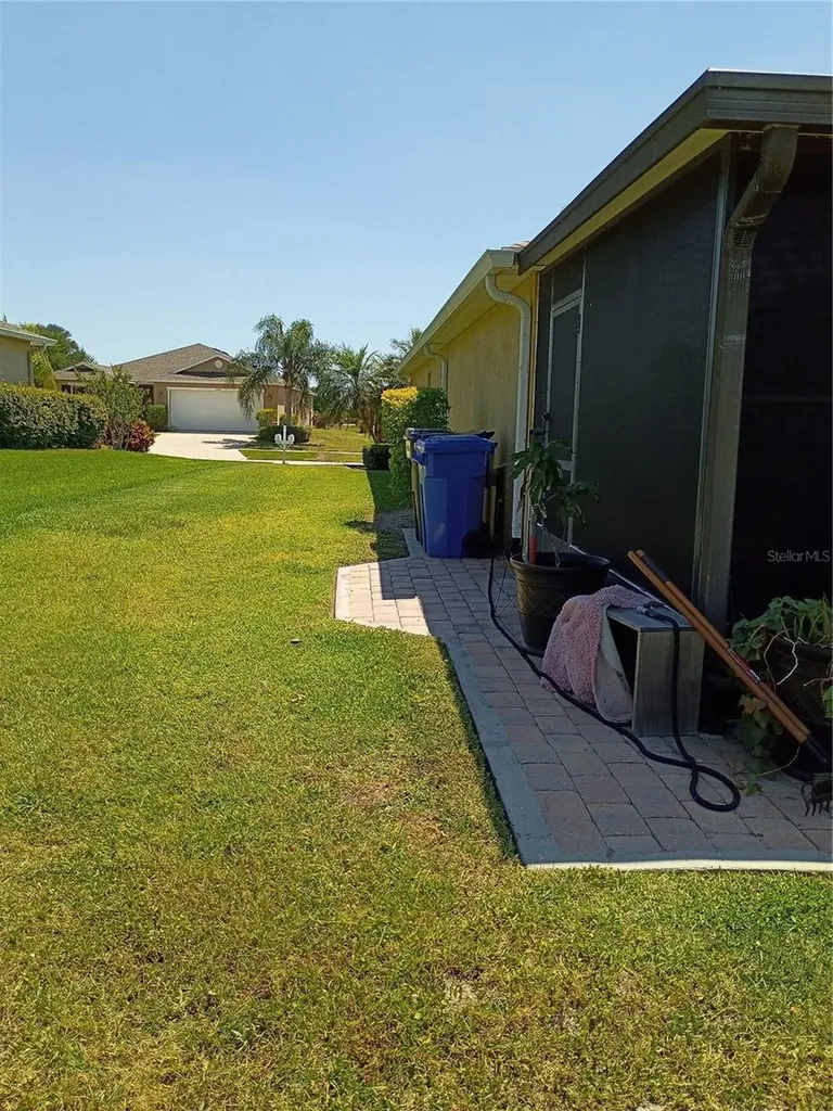5220 Butterfly Shell Drive Apollo Beach FL 33572