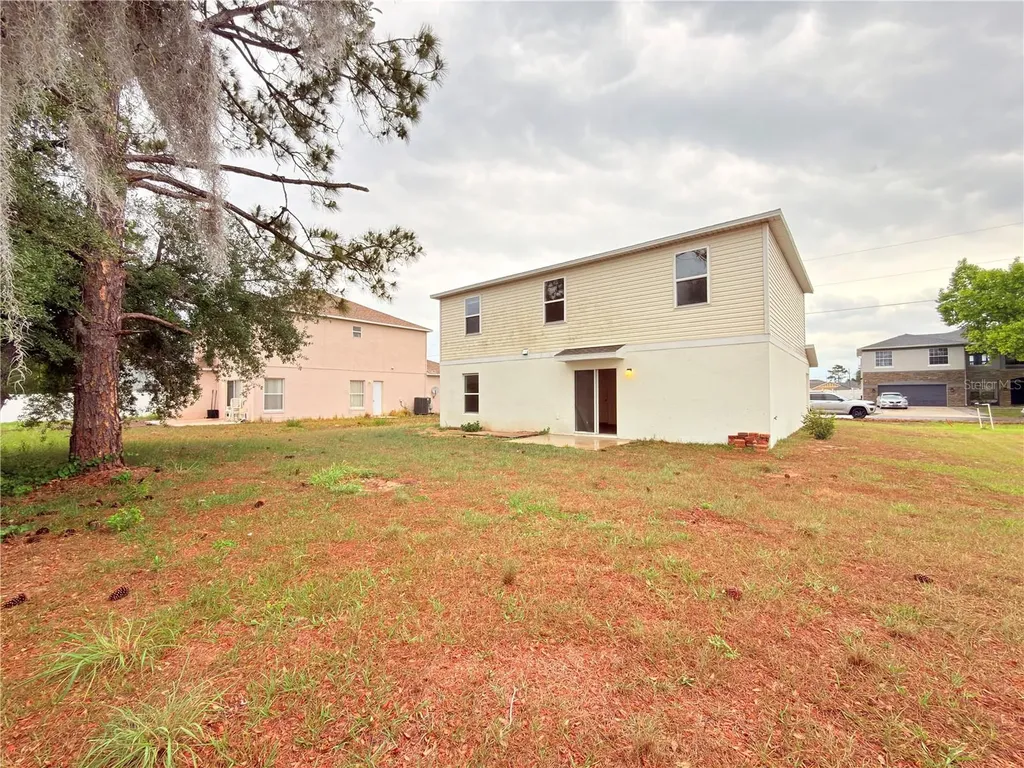 733 James Court Kissimmee FL 34759