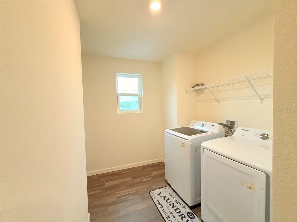 733 James Court Kissimmee FL 34759