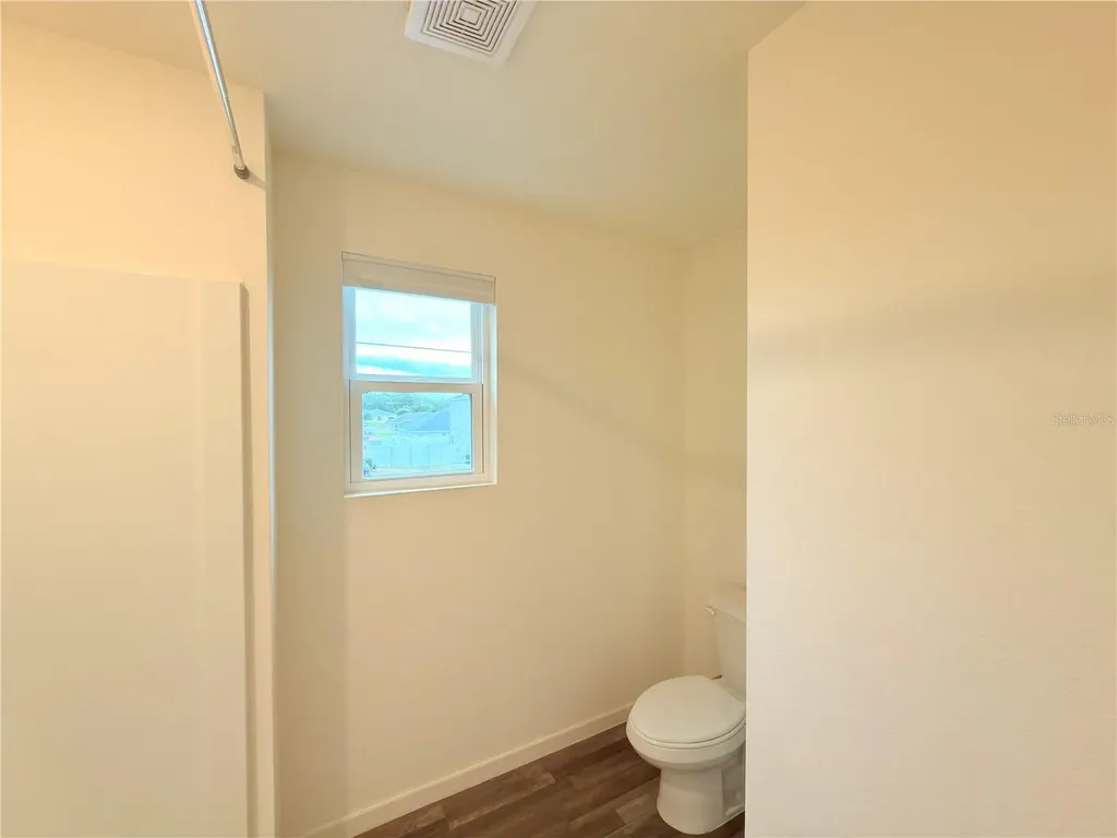 733 James Court Kissimmee FL 34759
