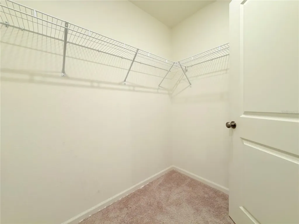 733 James Court Kissimmee FL 34759