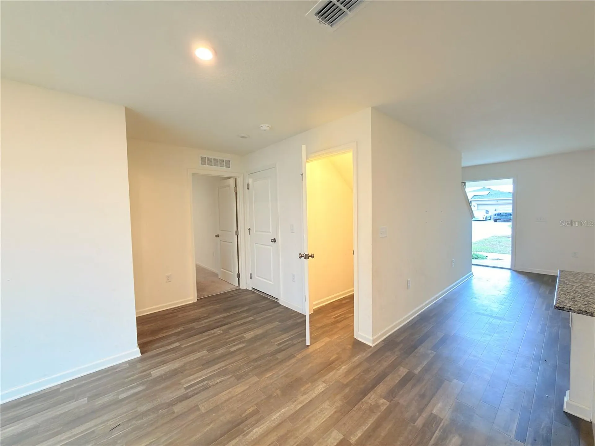 733 James Court Kissimmee FL 34759
