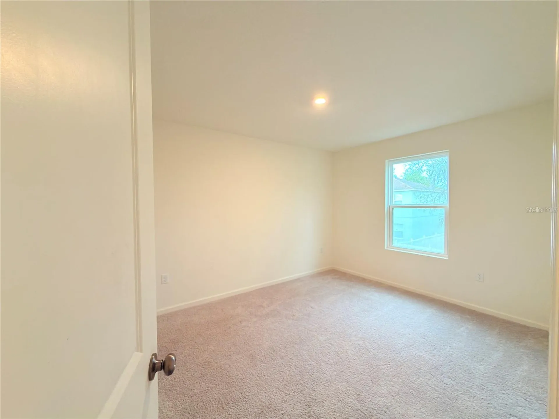 733 James Court Kissimmee FL 34759