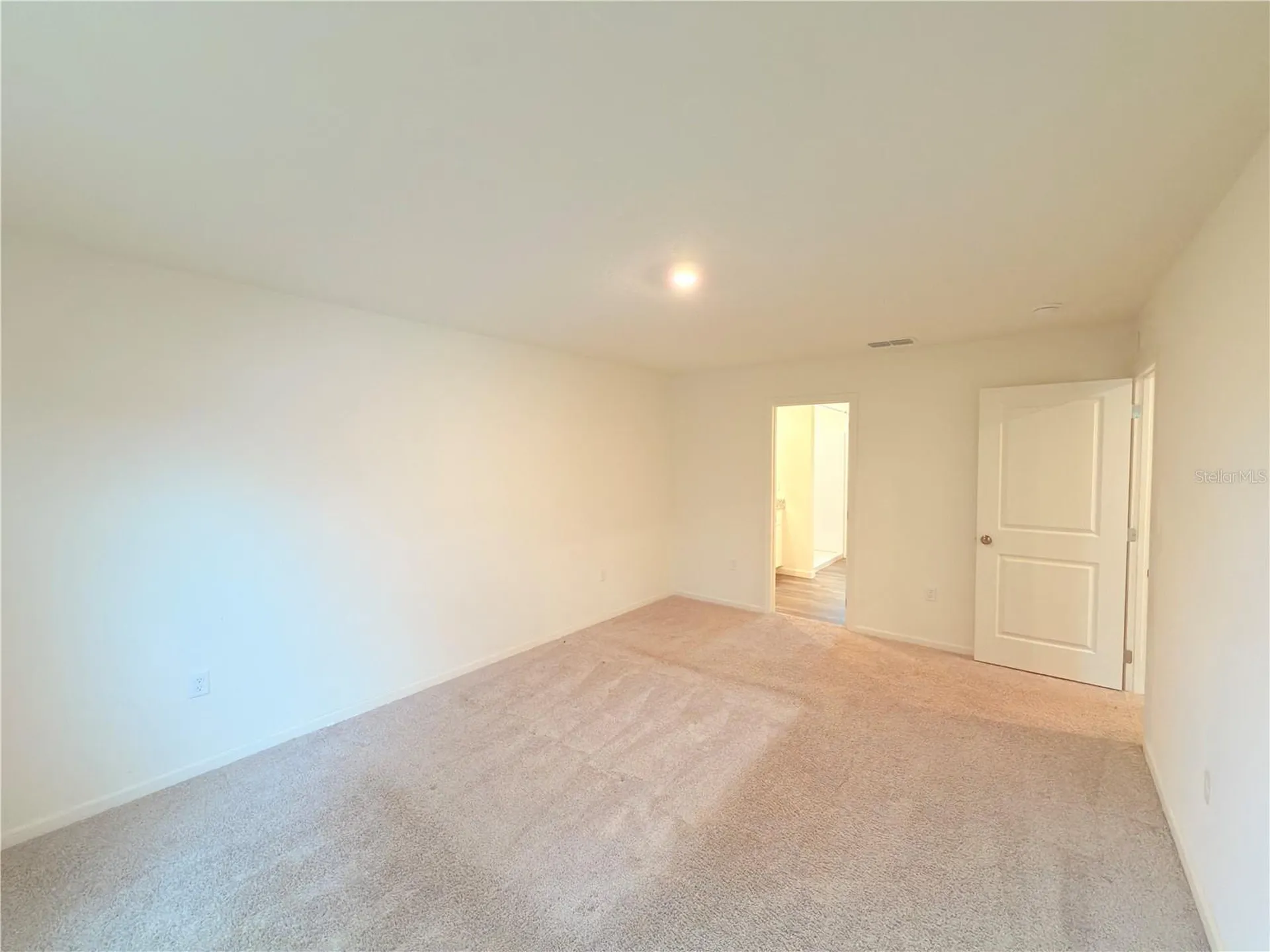 733 James Court Kissimmee FL 34759