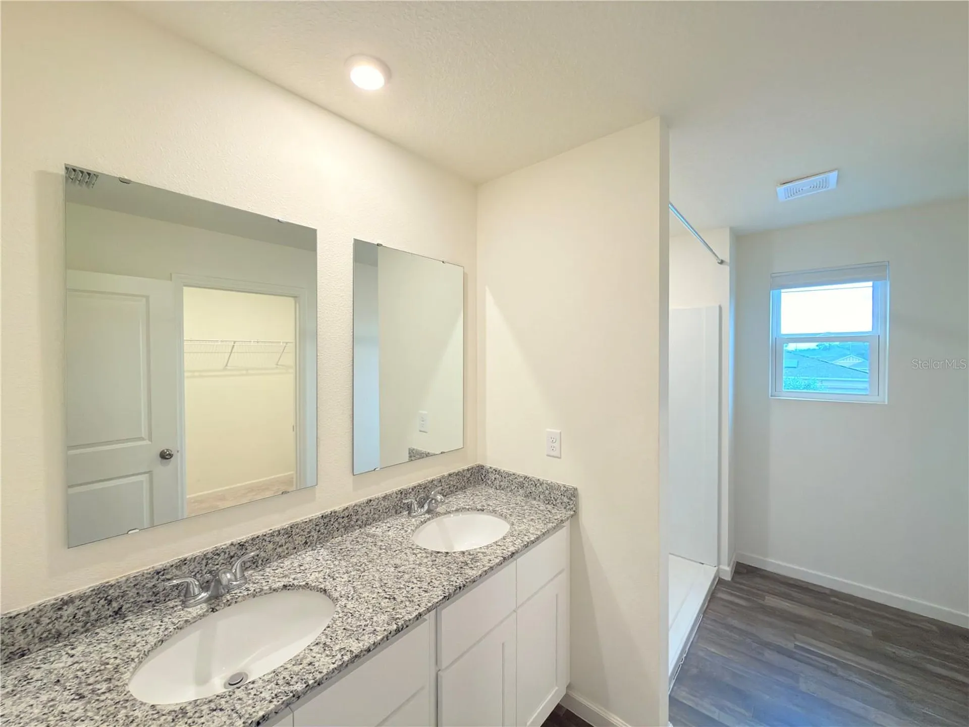 733 James Court Kissimmee FL 34759