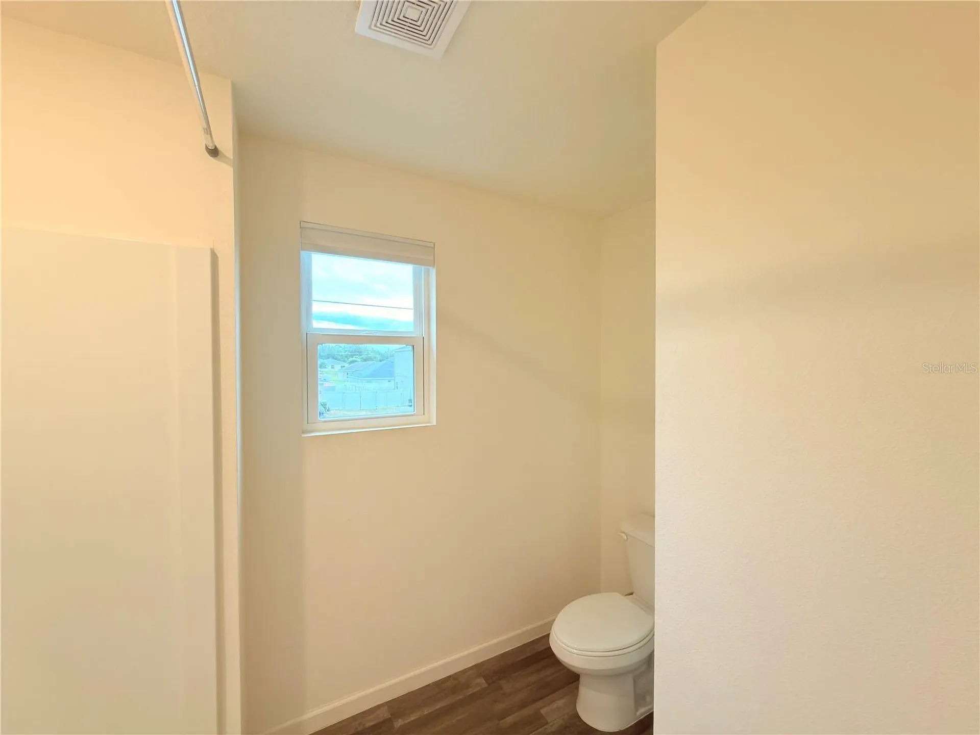733 James Court Kissimmee FL 34759