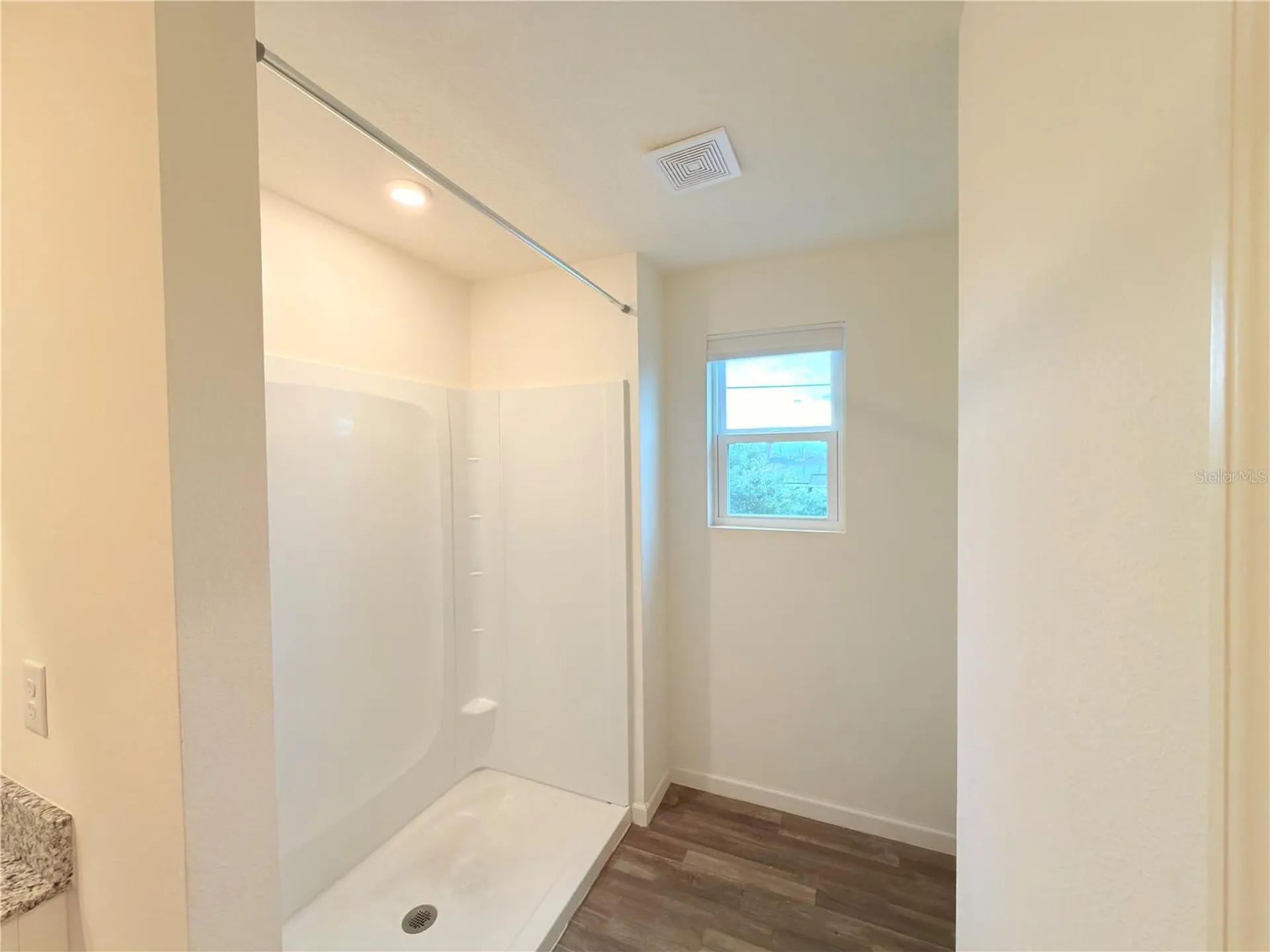 733 James Court Kissimmee FL 34759