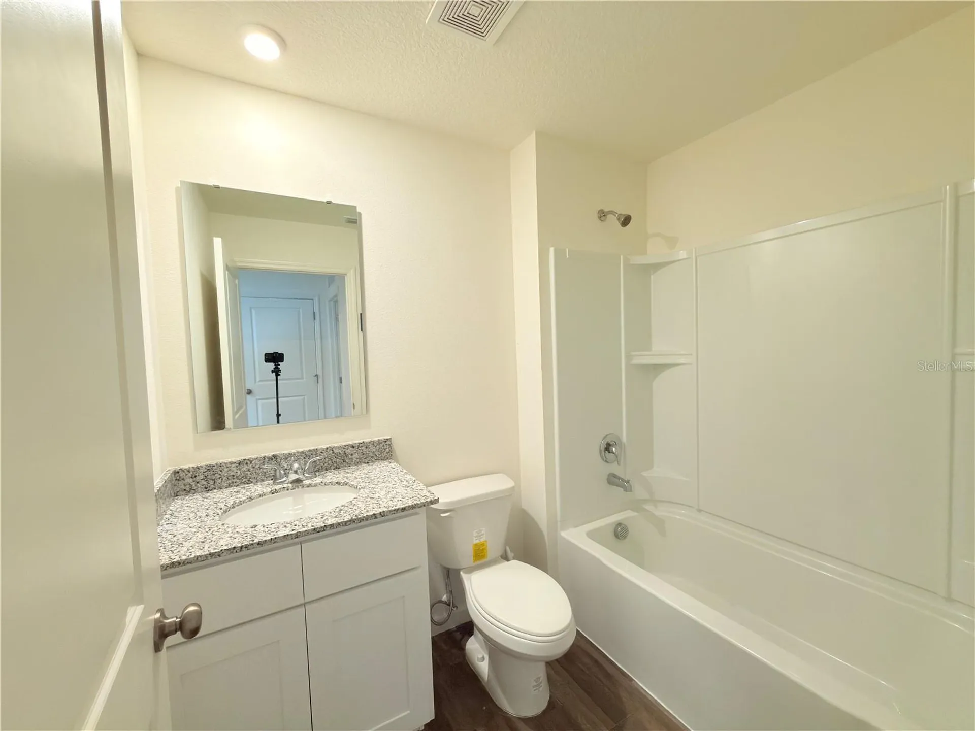 733 James Court Kissimmee FL 34759