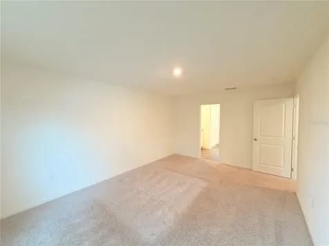 733 James Court Kissimmee FL 34759