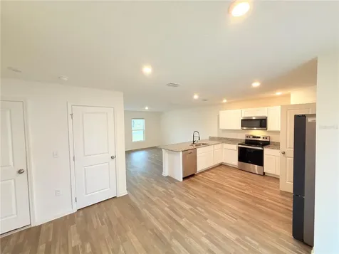 733 James Court Kissimmee FL 34759